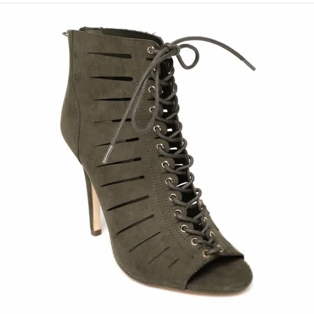 Lace Up Heels, Olive green color. Forever 21. Size 8